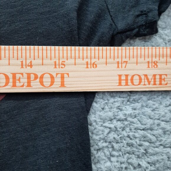 The Rolling Stones Lips Black Graphic T-Shirt Medium - Picture 3 of 4